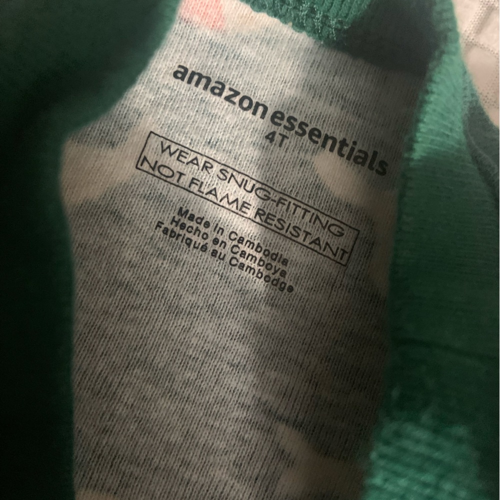Amazon Essentials Snug-Fit holiday PJ’s ⭐️ - Picture 2 of 3